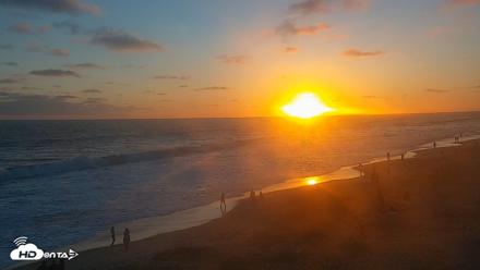 Carlsbad Beach Surf Live Webcam - Jun 20, 2026, 7:56pm PDT