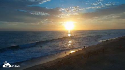 Carlsbad Beach Surf Live Webcam - Jul 20, 2026, 7:44pm PDT