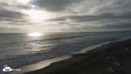 Carlsbad Beach Surf Live Webcam - Aug 18, 2026, 6:31pm PDT