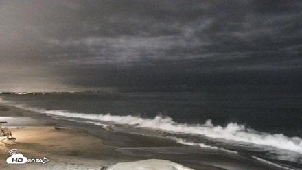 Carlsbad Beach Surf Live Webcam - Jul 1, 2026, 12:53am PDT