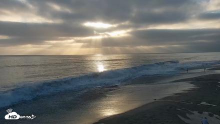 Carlsbad Beach Surf Live Webcam - Jul 27, 2026, 7:10pm PDT