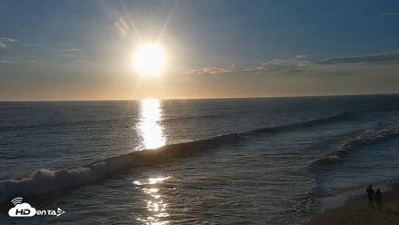 Carlsbad Beach Surf Live Webcam - Sep 9, 2026, 6:35pm PDT