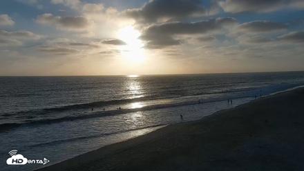 Carlsbad Beach Surf Live Webcam - Aug 3, 2026, 7:15pm PDT