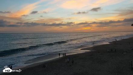 Carlsbad Beach Surf Live Webcam - Jul 3, 2026, 8:08pm PDT