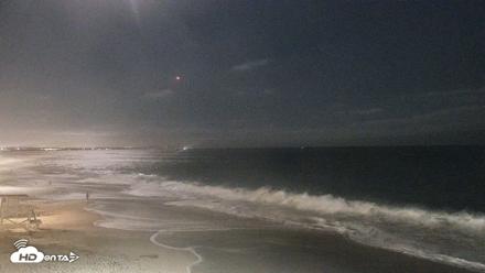 Carlsbad Beach Surf Live Webcam - Jun 26, 2026, 9:13pm PDT