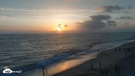 Carlsbad Beach Surf Live Webcam - Aug 10, 2026, 7:28pm PDT