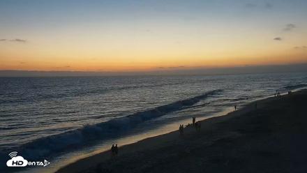 Carlsbad Beach Surf Live Webcam - Aug 7, 2026, 8:11pm PDT