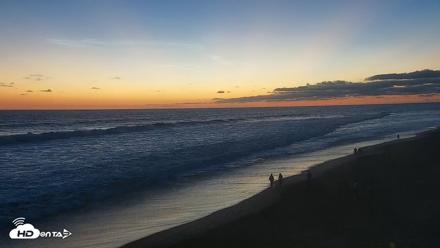 Carlsbad Beach Surf Live Webcam - Aug 15, 2026, 7:59pm PDT