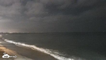 Carlsbad Beach Surf Live Webcam - Sep 24, 2026, 8:27pm PDT