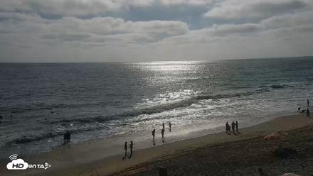 Carlsbad Beach Surf Live Webcam - Jul 31, 2026, 5:28pm PDT