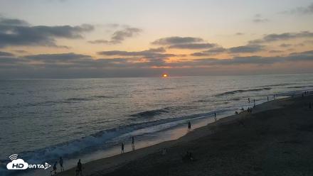 Carlsbad Beach Surf Live Webcam - Jul 31, 2026, 7:48pm PDT