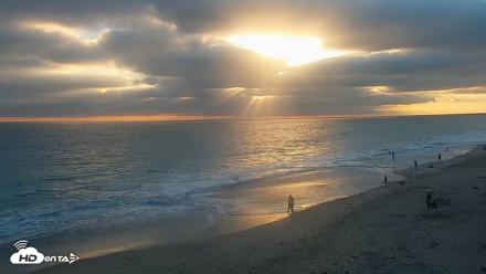 Carlsbad Beach Surf Live Webcam - Jun 26, 2026, 7:32pm PDT