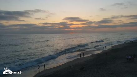 Carlsbad Beach Surf Live Webcam - Jul 31, 2026, 7:46pm PDT