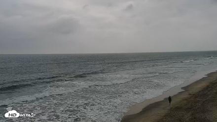 Carlsbad Beach Surf Live Webcam - May 16, 2026, 6:43pm PDT