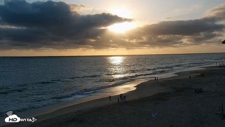 Carlsbad Beach Surf Live Webcam - Jun 30, 2026, 7:20pm PDT