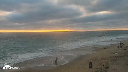 Carlsbad Beach Surf Live Webcam - Jun 25, 2026, 7:27pm PDT
