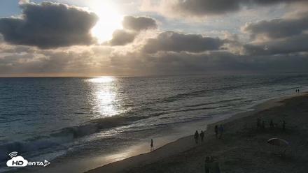 Carlsbad Beach Surf Live Webcam - Aug 12, 2026, 6:48pm PDT
