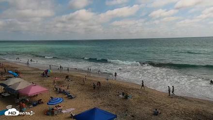 Carlsbad Beach Surf Live Webcam - Jun 30, 2026, 3:54pm PDT