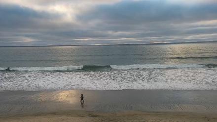 Carlsbad Beach Surf Live Webcam - Nov 6, 2025, 4:13pm PST