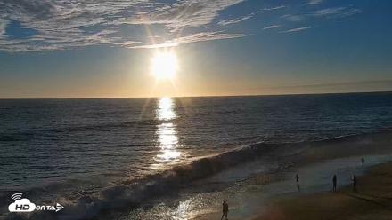 Carlsbad Beach Surf Live Webcam - Sep 5, 2026, 6:46pm PDT