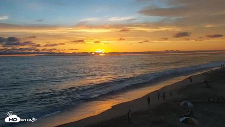 Carlsbad Beach Surf Live Webcam - Aug 13, 2026, 7:34pm PDT