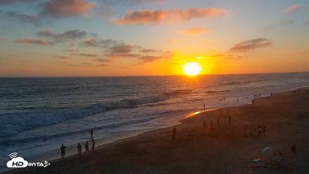 Carlsbad Beach Surf Live Webcam - Jul 6, 2026, 7:58pm PDT