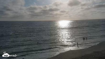 Carlsbad Beach Surf Live Webcam - Aug 11, 2026, 6:17pm PDT