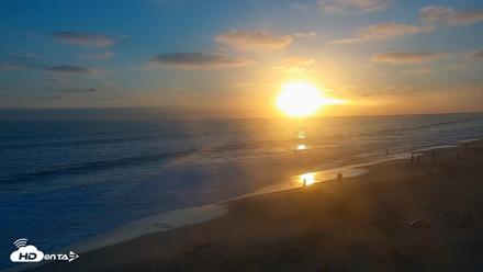 Carlsbad Beach Surf Live Webcam - Jun 22, 2026, 7:50pm PDT