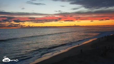 Carlsbad Beach Surf Live Webcam - Aug 13, 2026, 7:56pm PDT