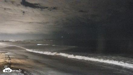 Carlsbad Beach Surf Live Webcam - Sep 5, 2026, 10:51pm PDT