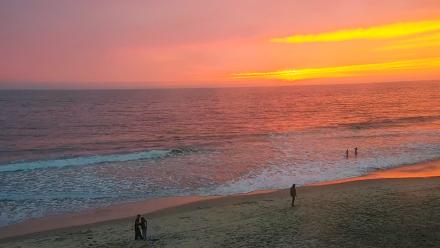 Carlsbad Beach Surf Live Webcam - Sep 21, 2025, 6:49pm PDT