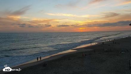 Carlsbad Beach Surf Live Webcam - Jul 3, 2026, 8:05pm PDT