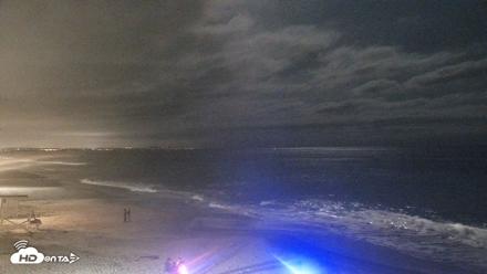Carlsbad Beach Surf Live Webcam - Jun 26, 2026, 10:37pm PDT
