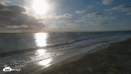 Carlsbad Beach Surf Live Webcam - Aug 14, 2026, 6:45pm PDT