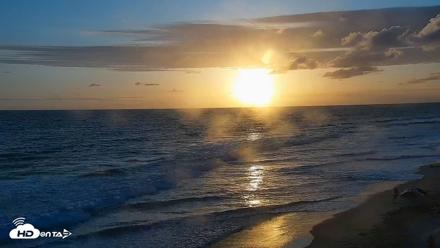 Carlsbad Beach Surf Live Webcam - May 28, 2026, 7:37pm PDT