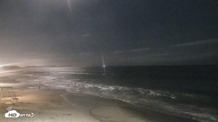 Carlsbad Beach Surf Live Webcam - Jun 26, 2026, 9:19pm PDT