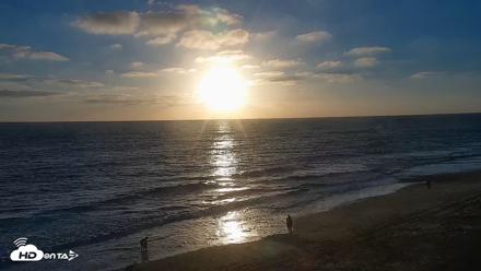 Carlsbad Beach Surf Live Webcam - Sep 1, 2026, 6:54pm PDT
