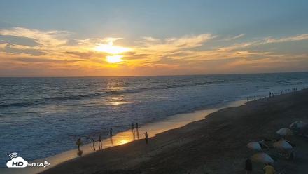 Carlsbad Beach Surf Live Webcam - Aug 17, 2026, 7:14pm PDT