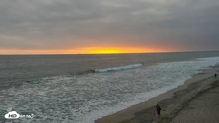 Carlsbad Beach Surf Live Webcam - May 12, 2026, 7:26pm PDT