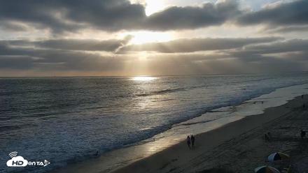 Carlsbad Beach Surf Live Webcam - May 22, 2026, 6:55pm PDT
