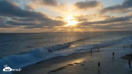 Carlsbad Beach Surf Live Webcam - Jul 13, 2026, 7:39pm PDT
