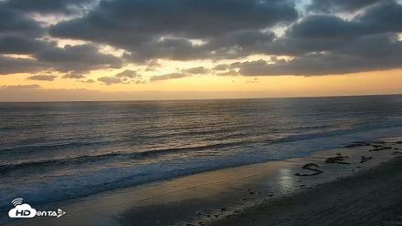 Carlsbad Beach Surf Live Webcam - Sep 15, 2026, 7:19pm PDT