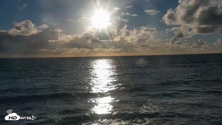 Carlsbad Beach Surf Live Webcam - Oct 22, 2026, 5:20pm PDT