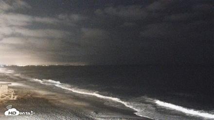 Carlsbad Beach Surf Live Webcam - Sep 1, 2026, 9:17pm PDT