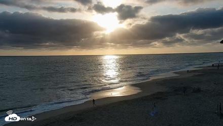 Carlsbad Beach Surf Live Webcam - Jun 30, 2026, 7:09pm PDT