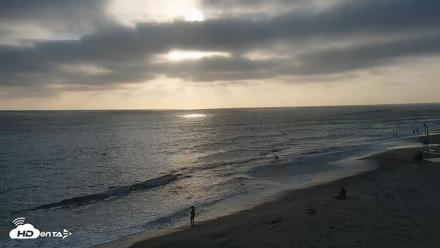 Carlsbad Beach Surf Live Webcam - Jul 26, 2026, 7:06pm PDT