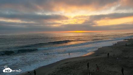 Carlsbad Beach Surf Live Webcam - Jul 8, 2026, 7:51pm PDT