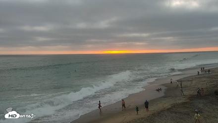 Carlsbad Beach Surf Live Webcam - Jul 29, 2026, 7:45pm PDT
