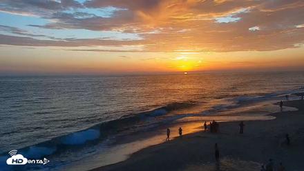 Carlsbad Beach Surf Live Webcam - Jul 12, 2026, 7:59pm PDT