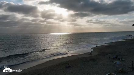 Carlsbad Beach Surf Live Webcam - Jun 29, 2026, 6:48pm PDT